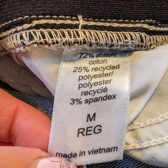 MJeans True Frayed Bell Bottoms Size Medium - Picture 9 of 11